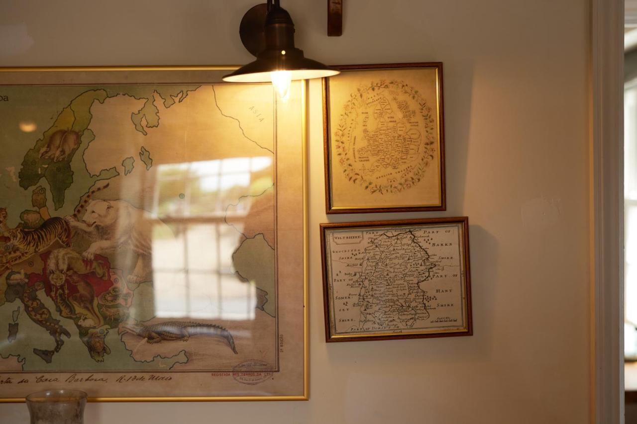 The Dog & Gun Inn Netheravon Extérieur photo